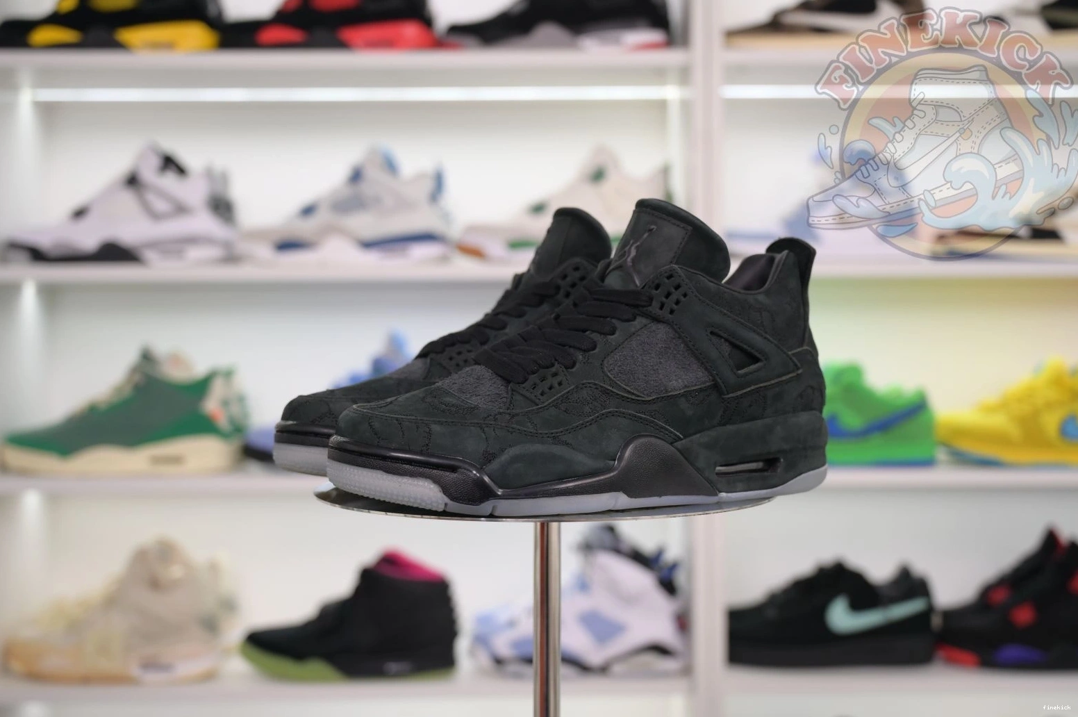 4 Air black Jordan kaws Jordan 0127